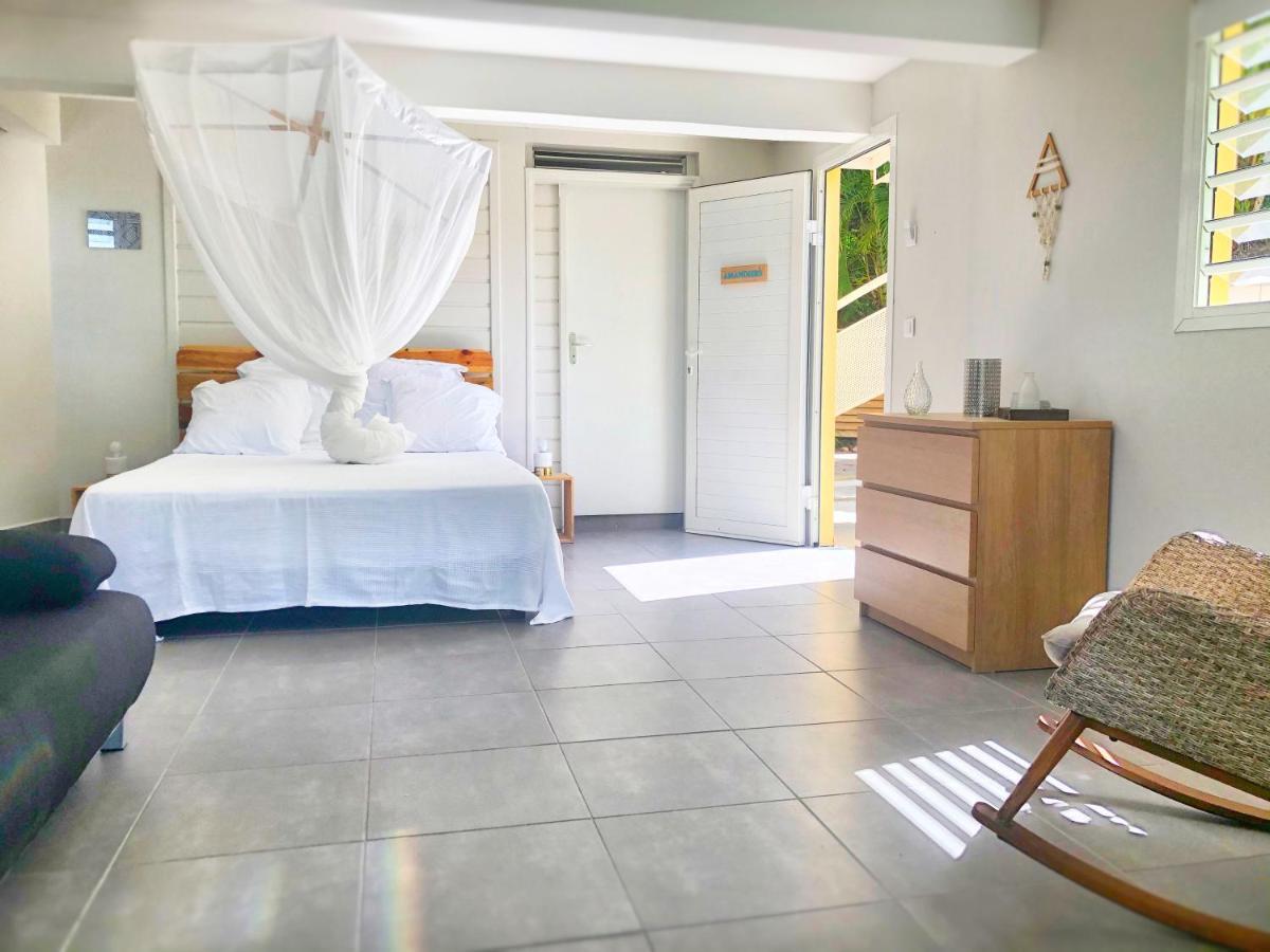O Coeur De Deshaies Appartements Grande Anse Et Amandiers Exterior foto